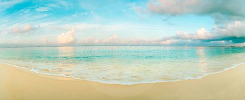 Sunrise on Seven Mile Beach, Grand Cayman